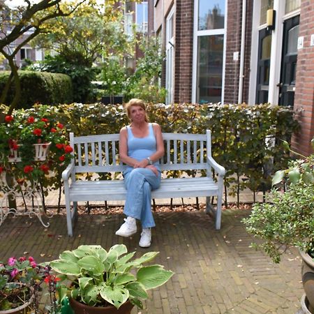 Bed & Breakfast Leonie Den Haag Bagian luar foto