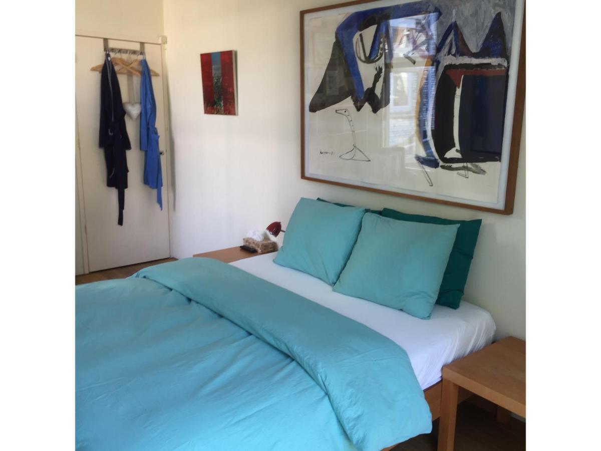 Bed & Breakfast Leonie Den Haag Bagian luar foto